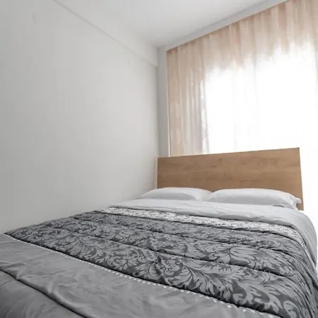 Apartment Karipidis